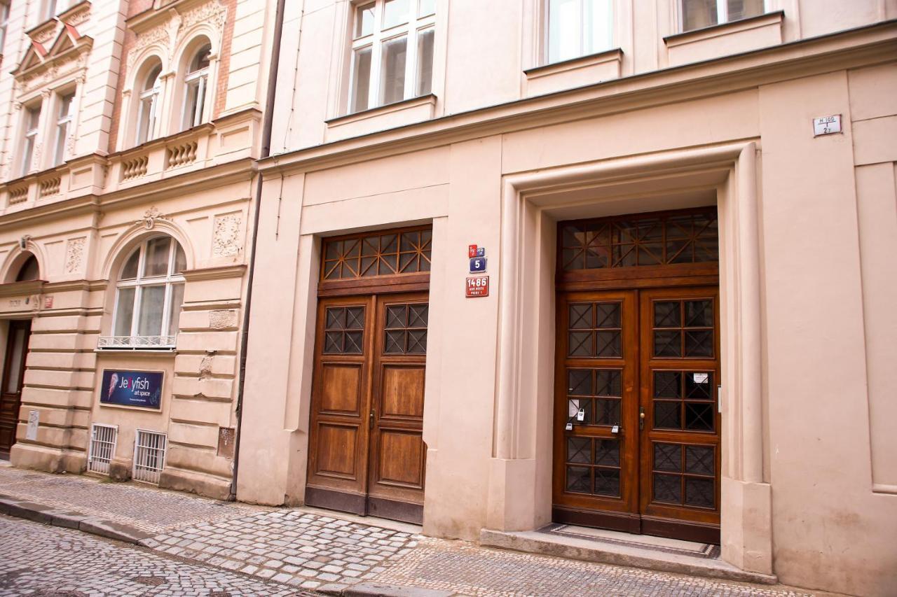 Stefania Apartment Centre Prague Extérieur photo